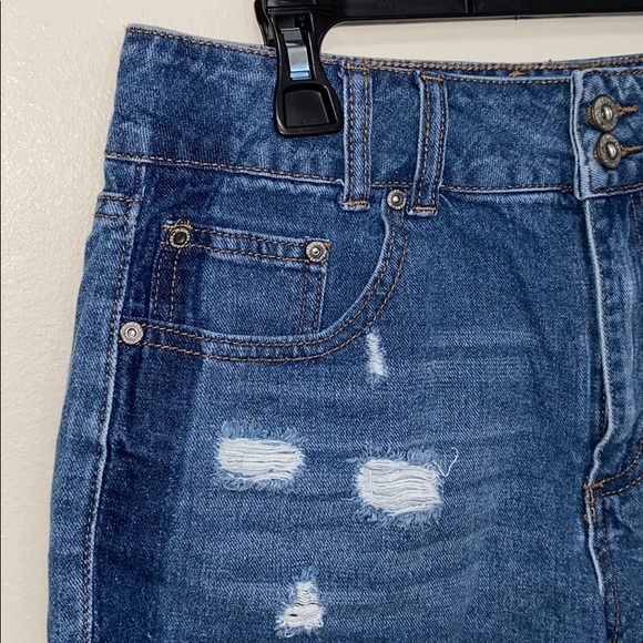 Maurices Best Seller Trixie High Rise Jean Shorts - Picture 2 of 13